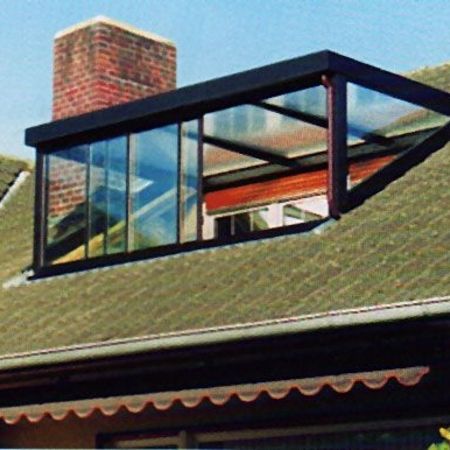 Überdachung eines Balkons